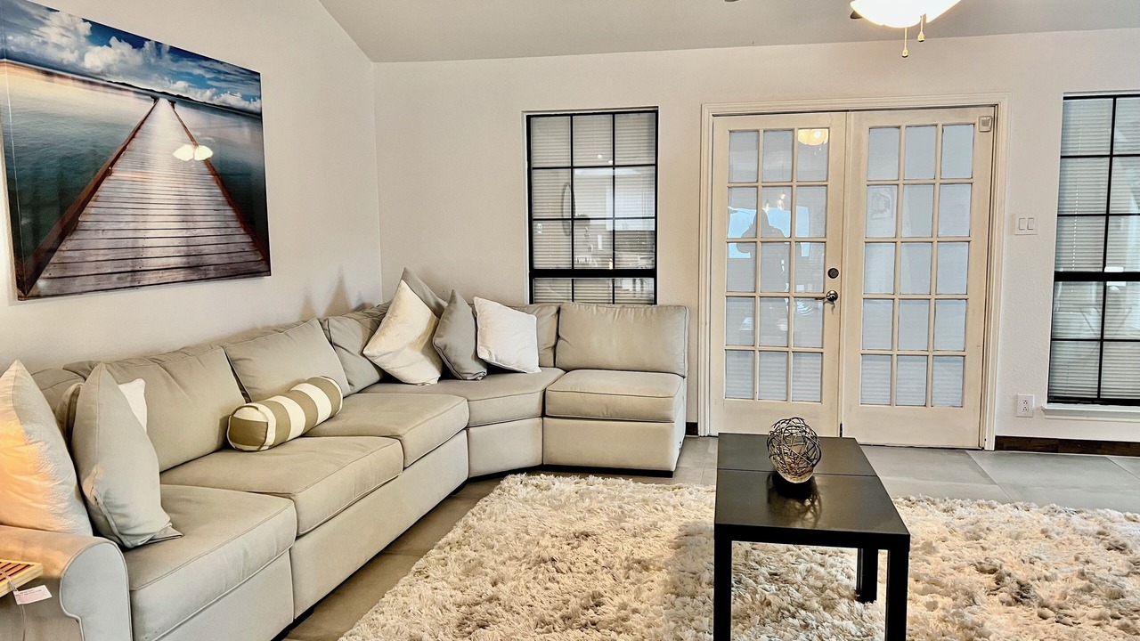 Photo of Livingroom in North San Antonio - SAT