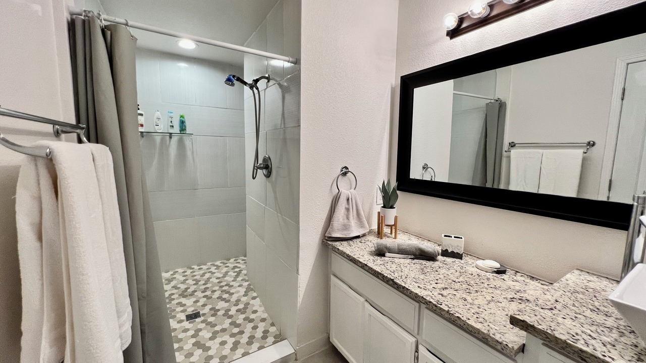 Photo of Bathroom in North San Antonio - SAT