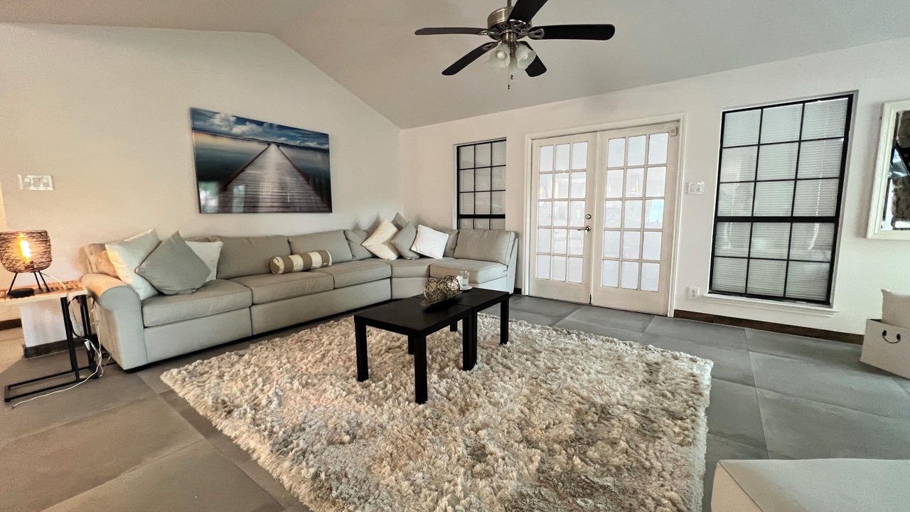 Photo of Livingroom in North San Antonio - SAT