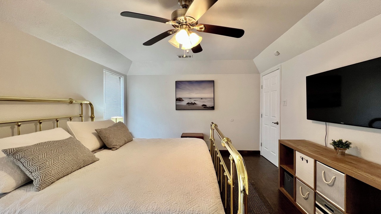 Photo of Bedroom in North San Antonio - SAT