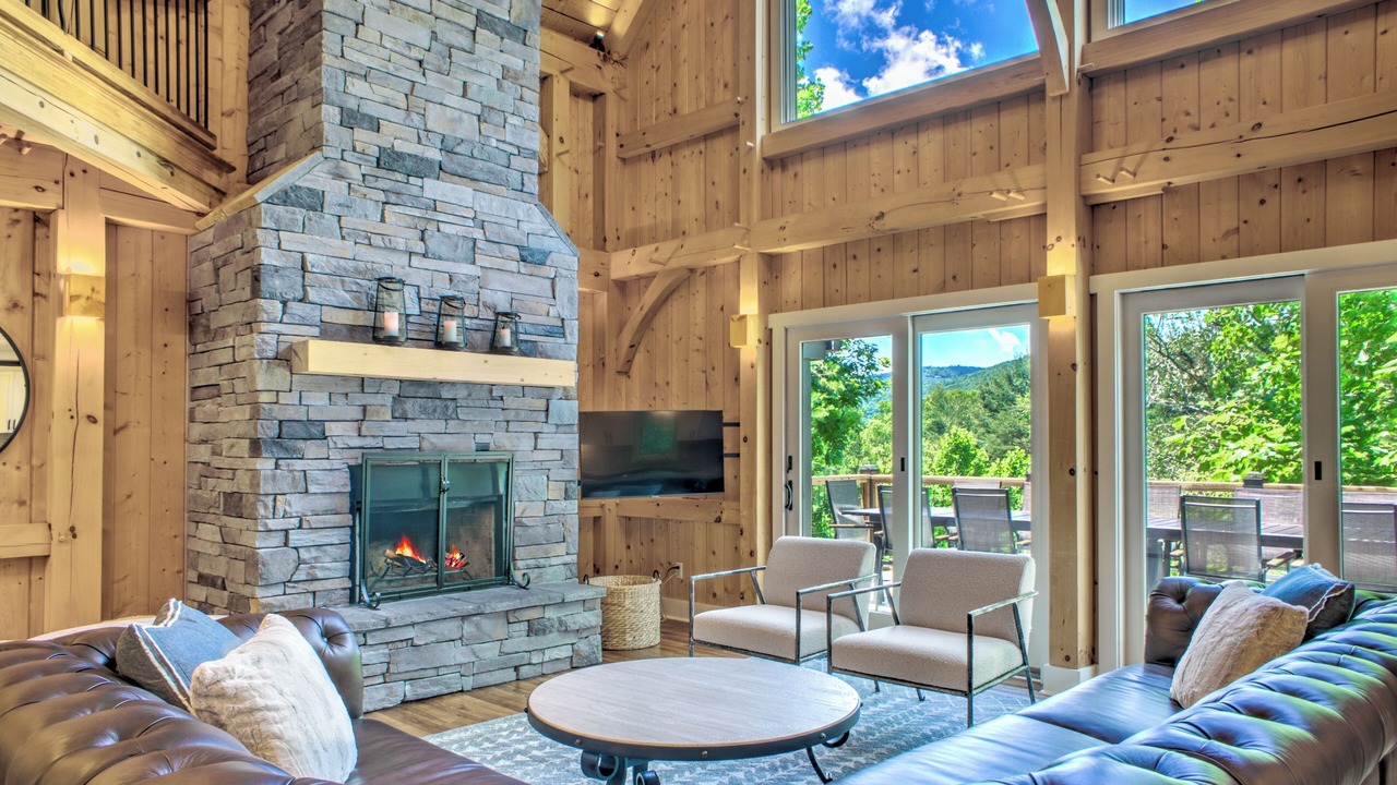 Photo of Livingroom in Fairview
