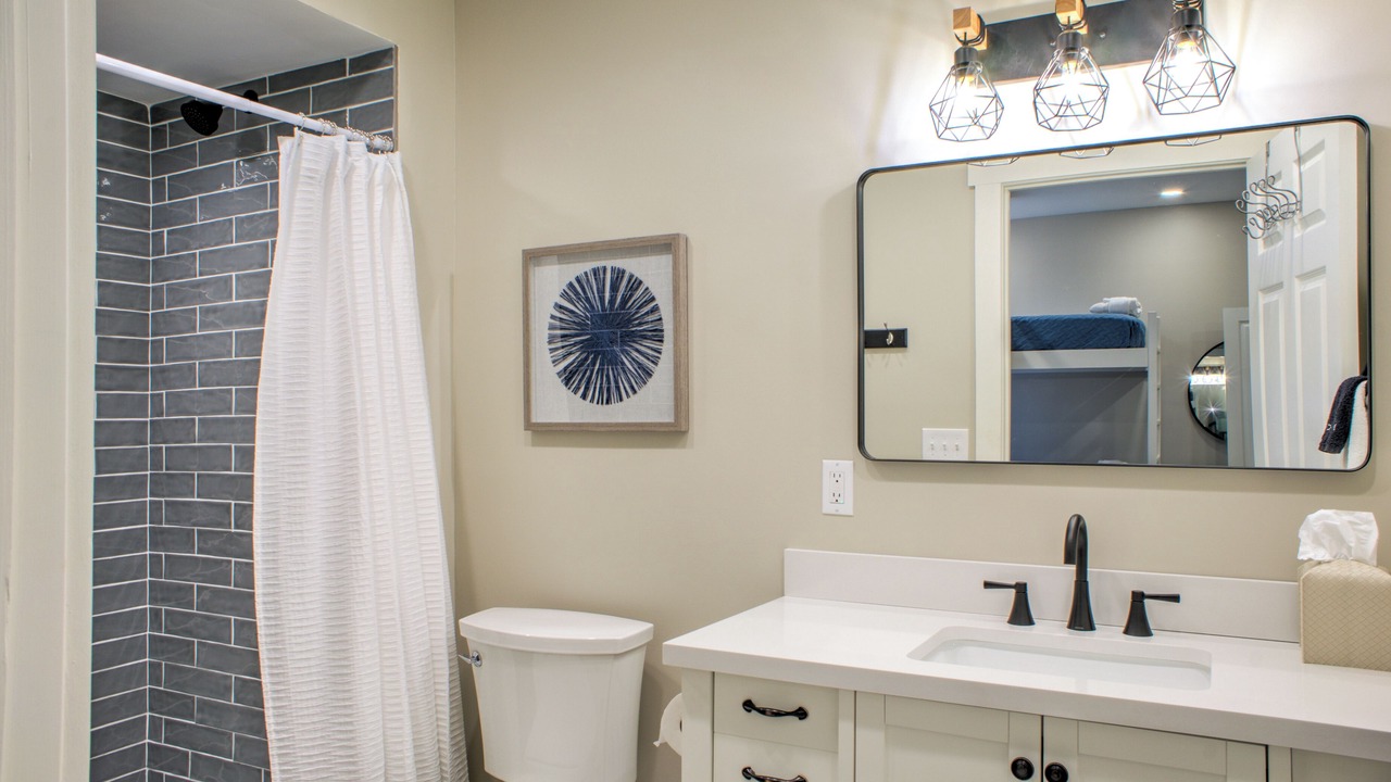 Photo of Bathroom in Fairview