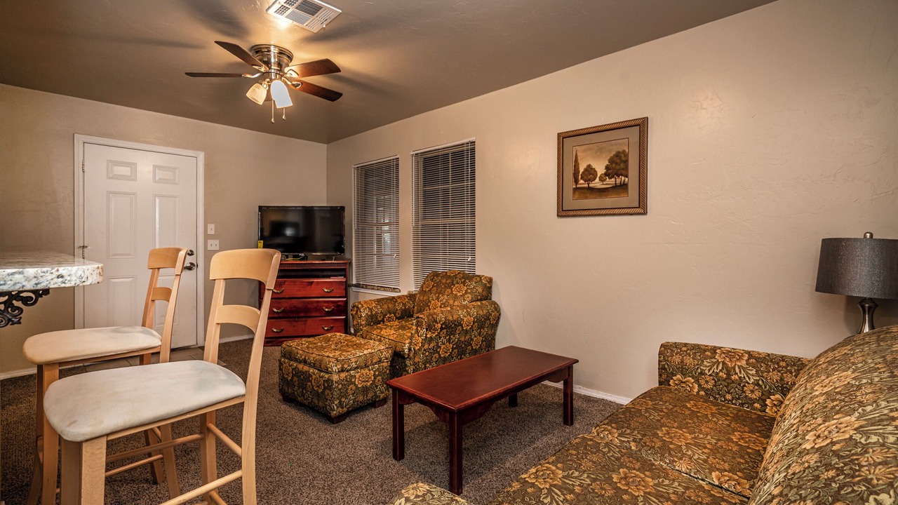 Photo of Livingroom in Central Oklahoma City
