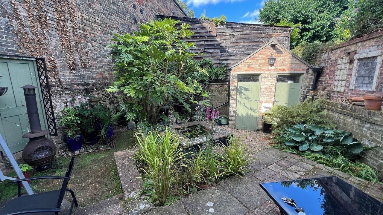 Photo of Patio Balcony in Ely