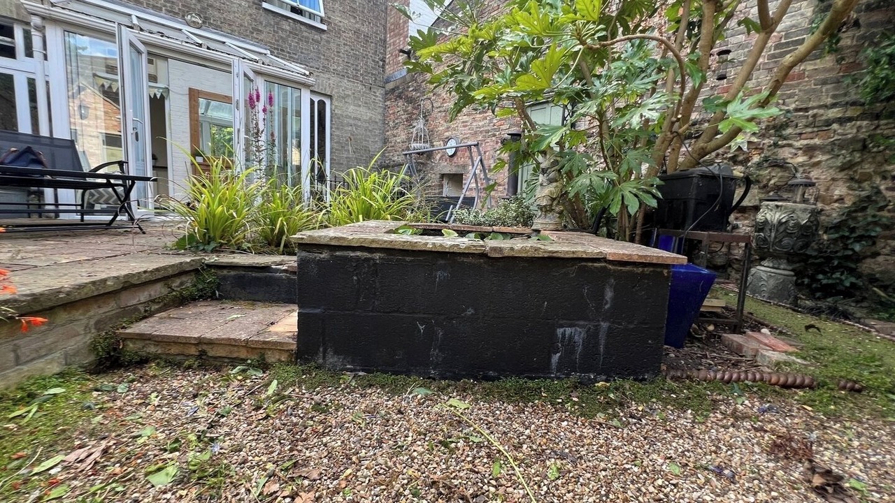 Photo of Patio Balcony in Ely