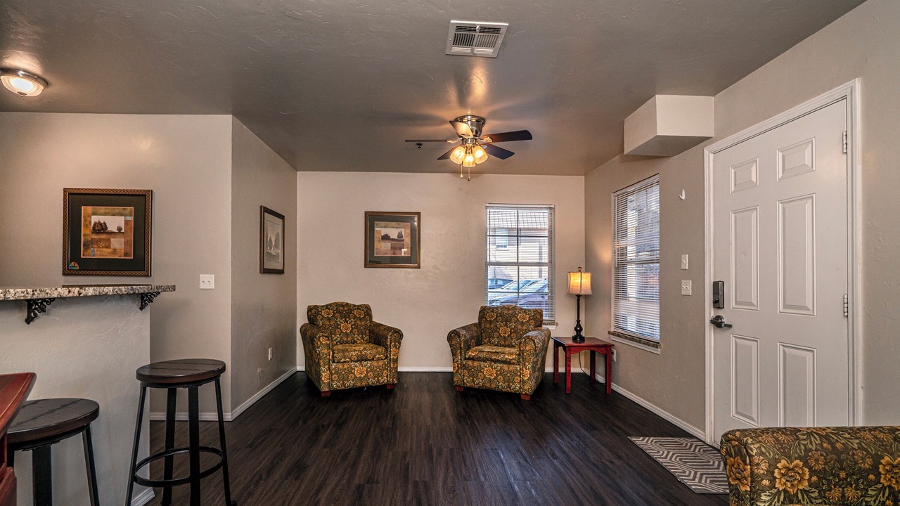 Photo of Livingroom in Central Oklahoma City