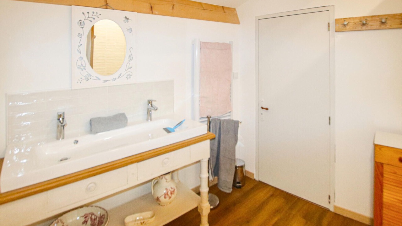 Photo of Bathroom in Lablachere