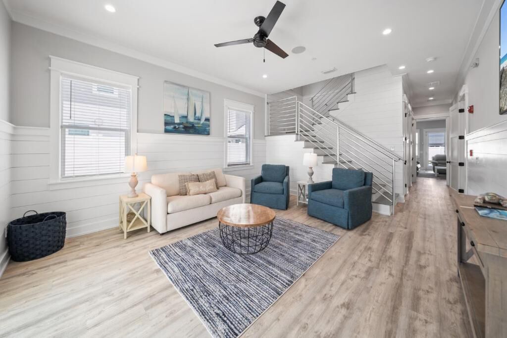 Photo of Livingroom in Bid-a-wee Beach