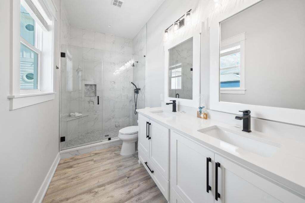 Photo of Bathroom in Bid-a-wee Beach