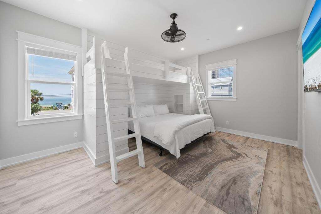 Photo of Bedroom in Bid-a-wee Beach