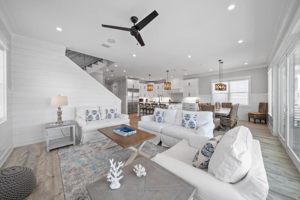 Photo of Livingroom in Bid-a-wee Beach