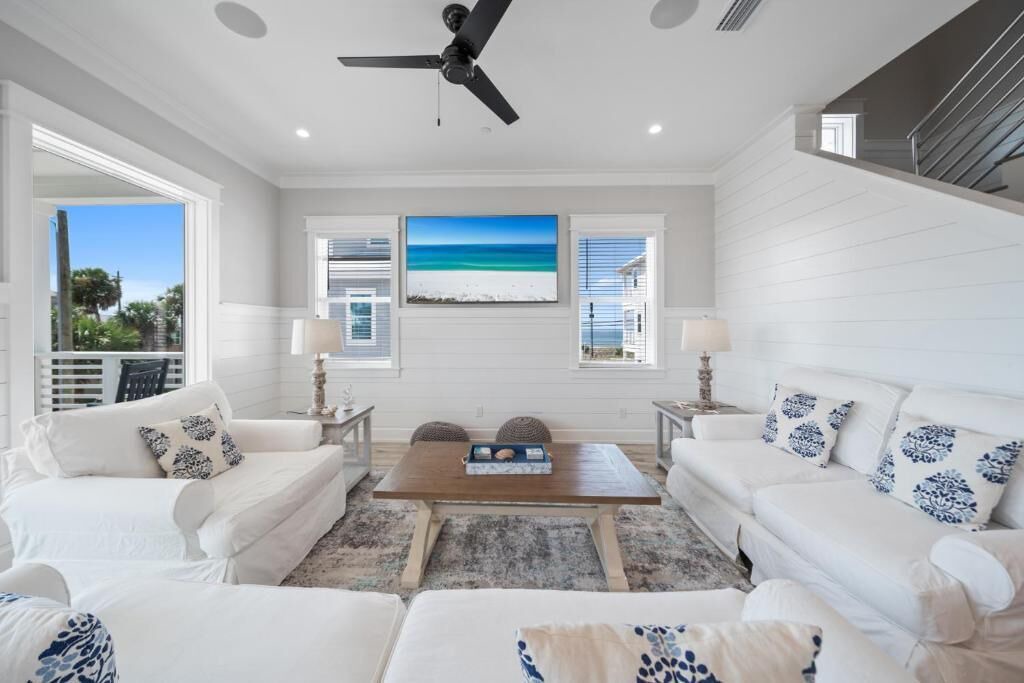Photo of Livingroom in Bid-a-wee Beach