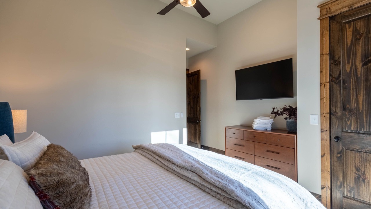 Photo of Bedroom in Elk Park
