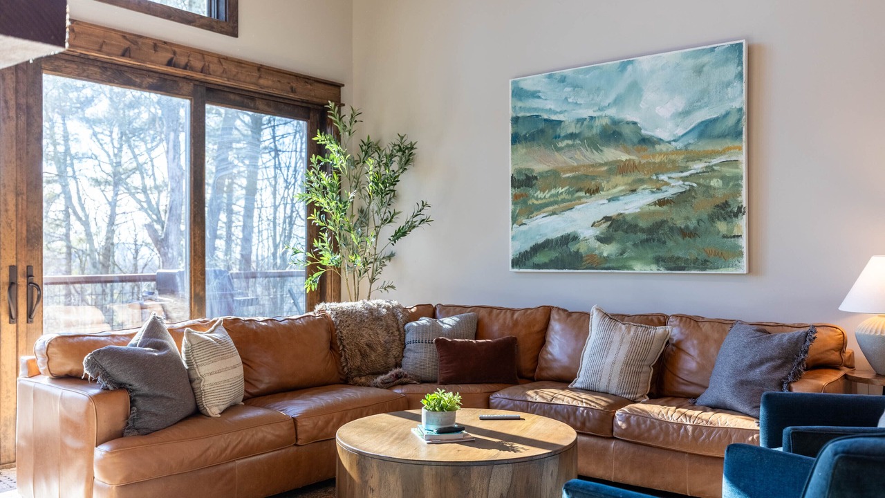 Photo of Livingroom in Elk Park