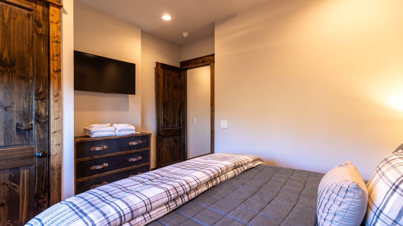 Photo of Bedroom in Elk Park
