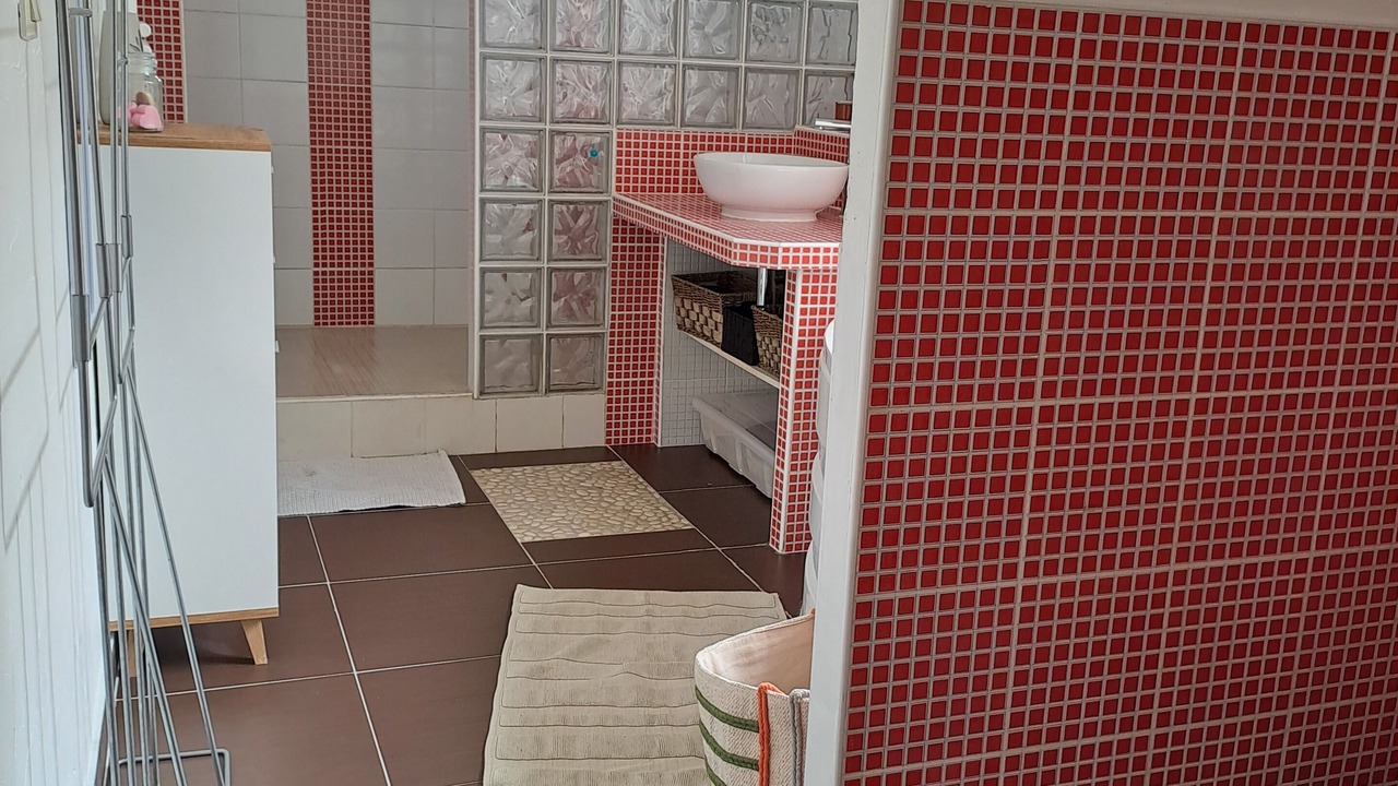 Photo of Bathroom in Pont-Sainte-Maxence