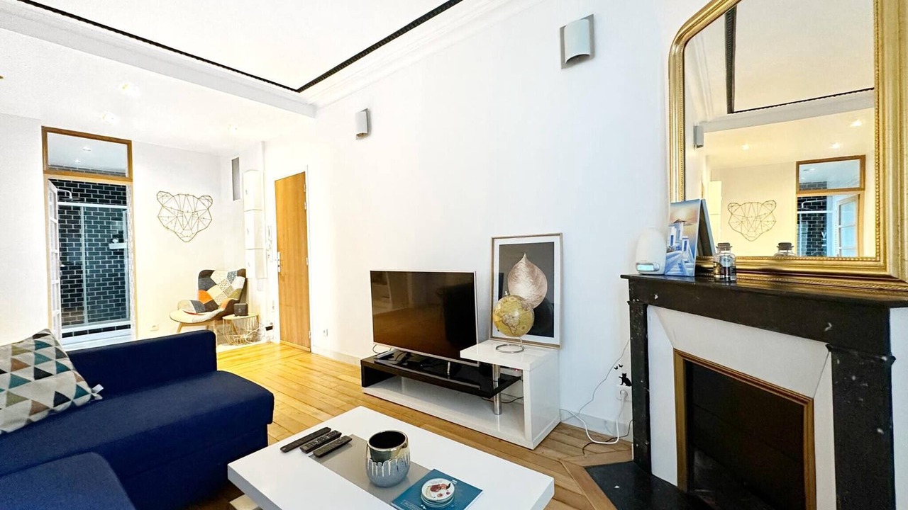 Photo of Livingroom in Puteaux