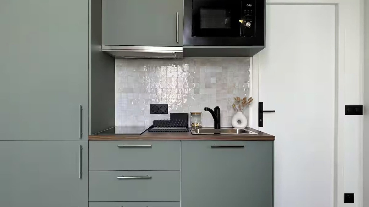 Photo of Kitchen in Republique–Point-du-Jour