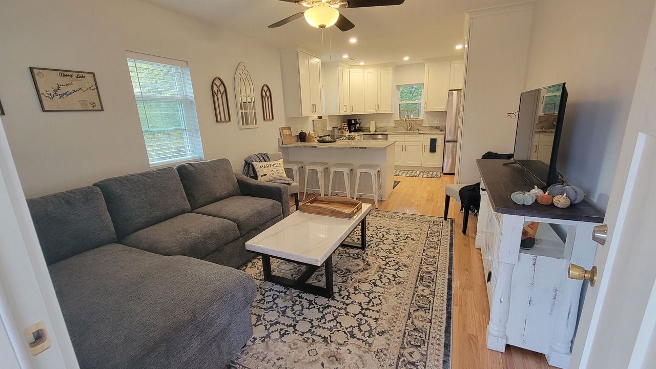Photo of Livingroom in Maryville