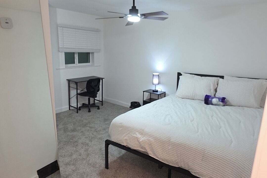 Photo of Bedroom in South Side