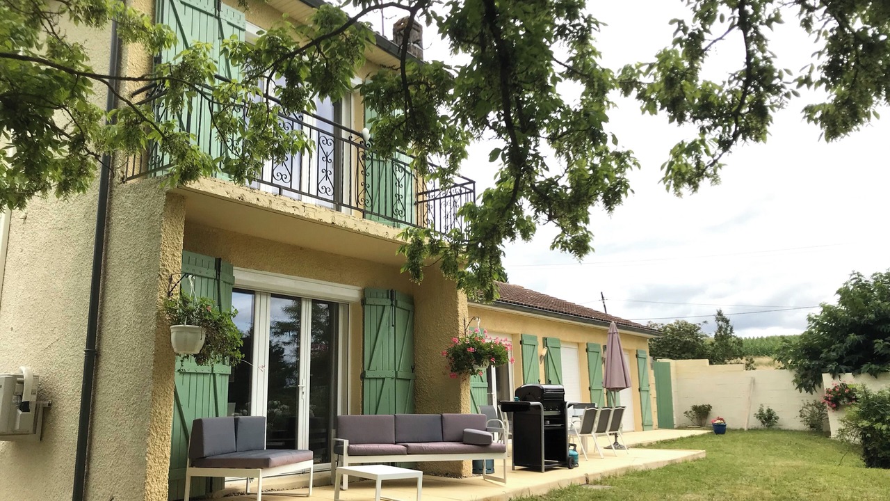 Photo of Patio Balcony in Lougratte