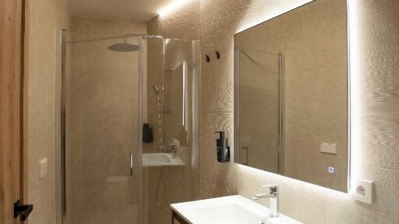 Photo of Bathroom in El Cabanyal