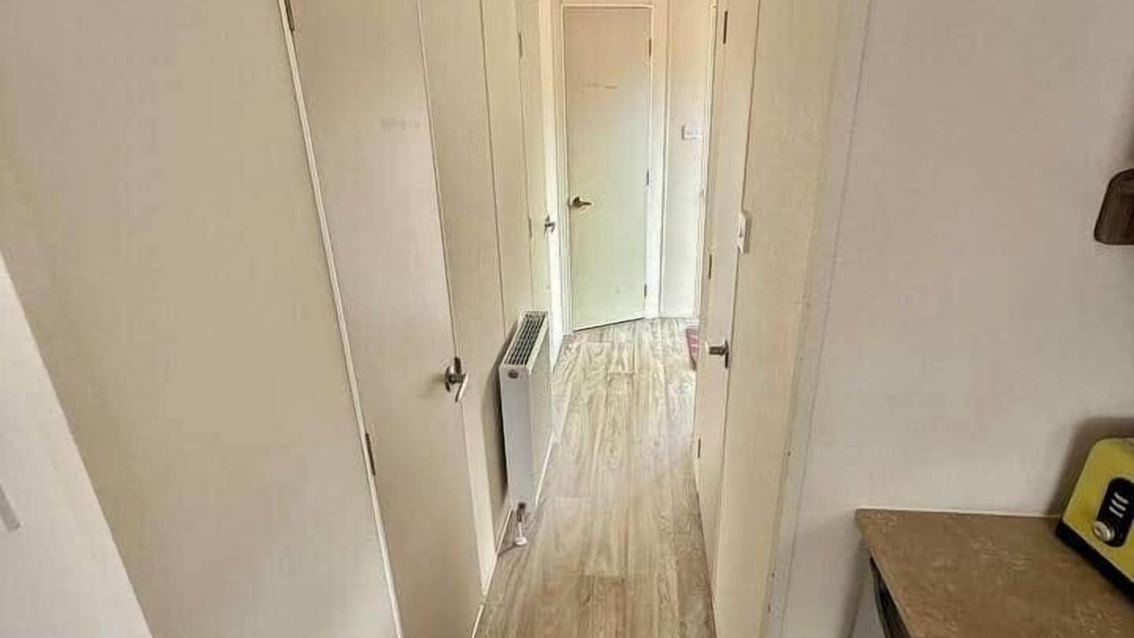 Photo of Others in Glasgow