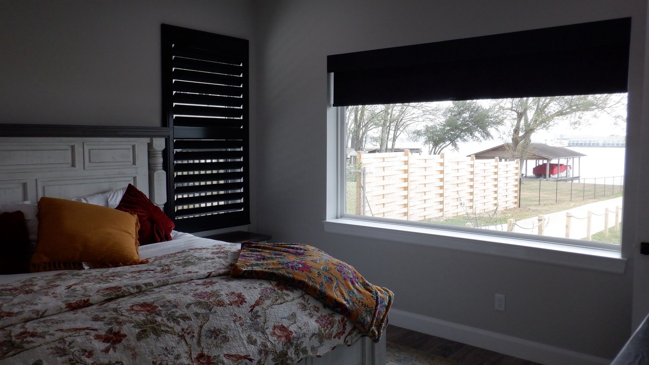 Photo of Bedroom in Seven Coves