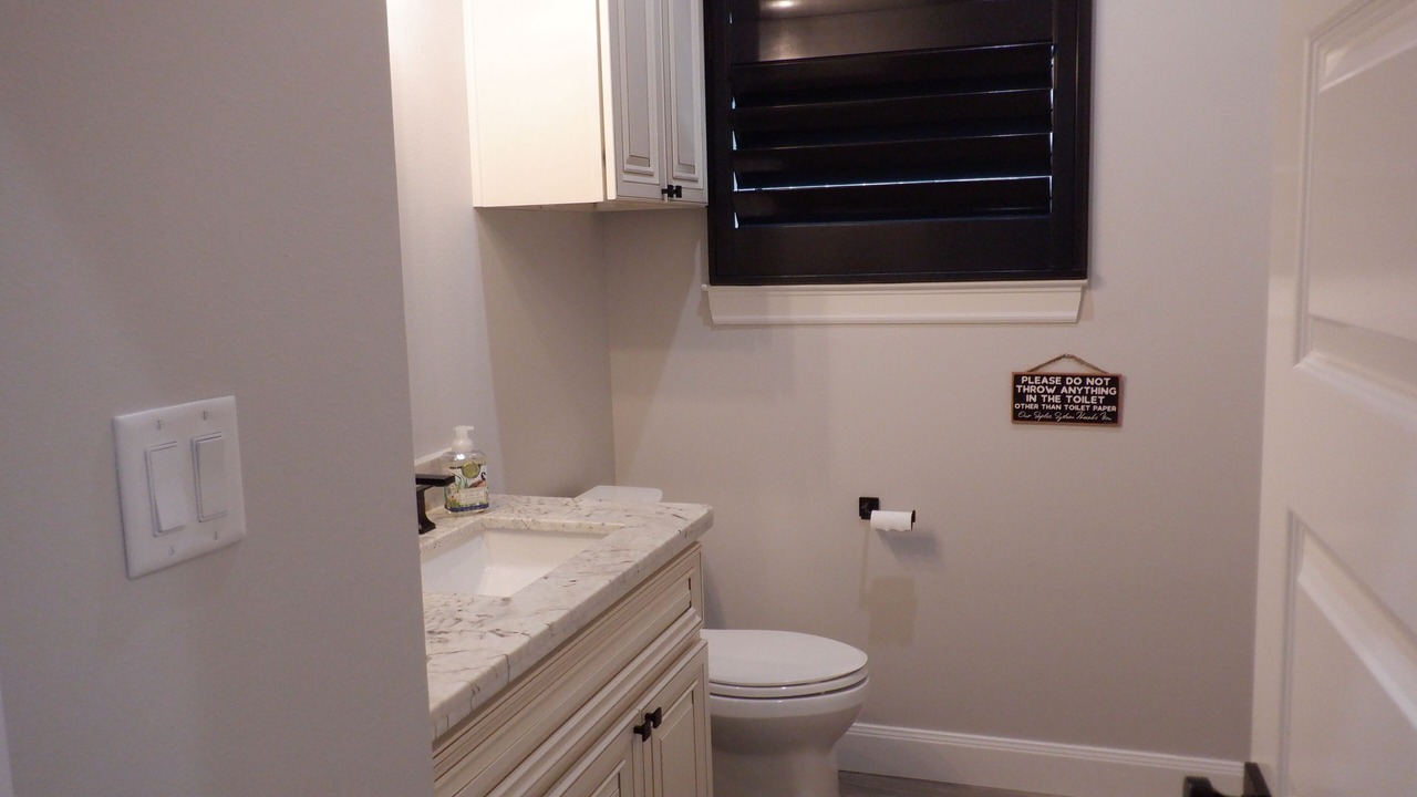 Photo of Bathroom in Seven Coves