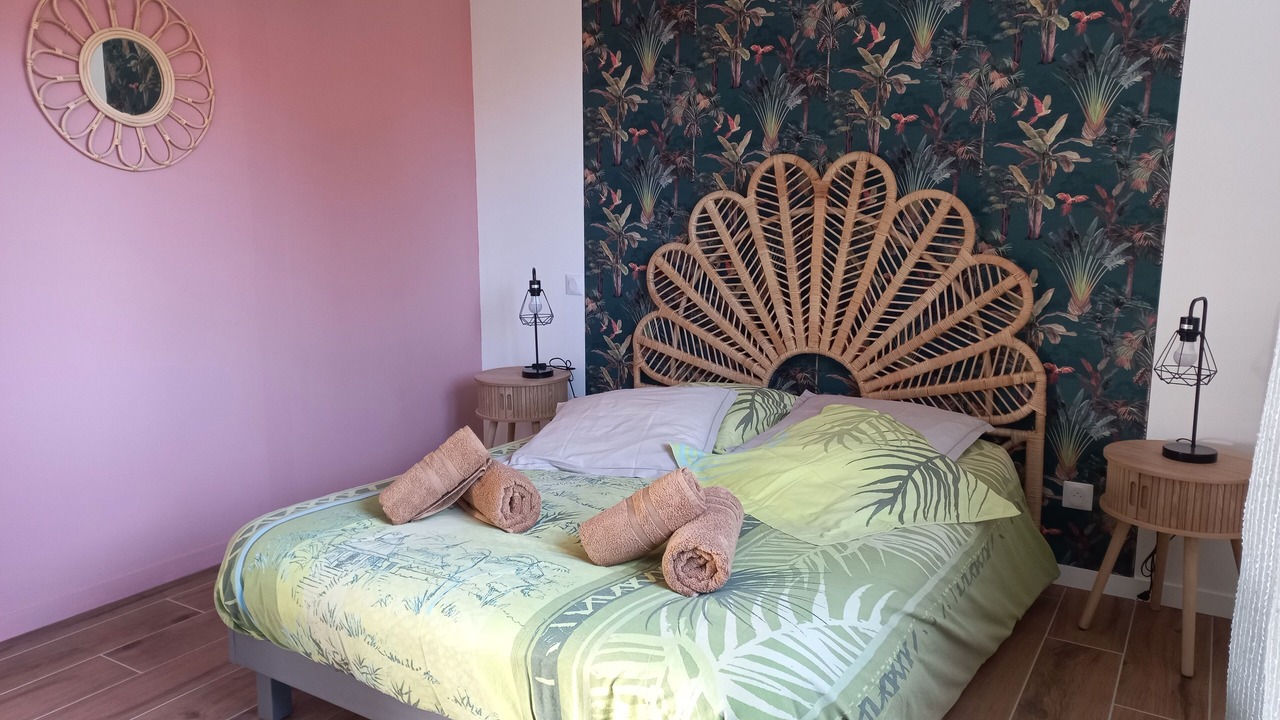 Photo of Bedroom in Greges