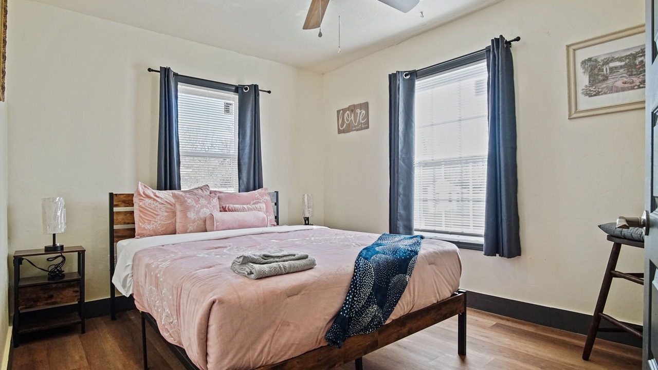 Photo of Bedroom in Central Oklahoma City