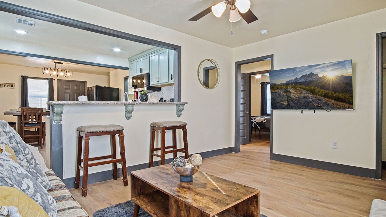 Photo of Livingroom in Central Oklahoma City