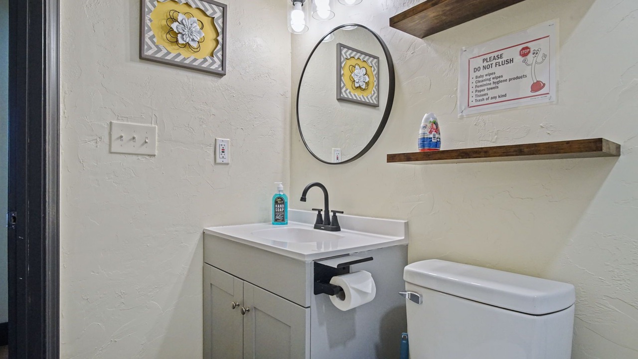 Photo of Bathroom in Central Oklahoma City