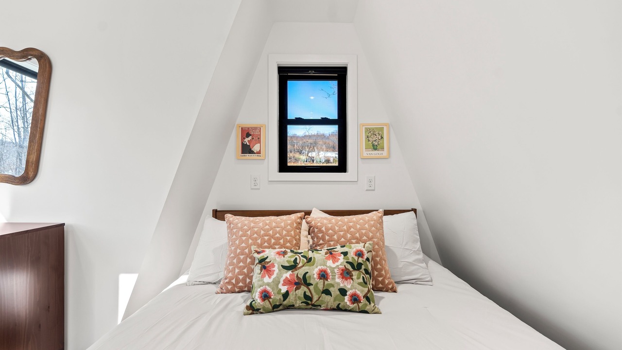 Photo of Bedroom in Brownsville