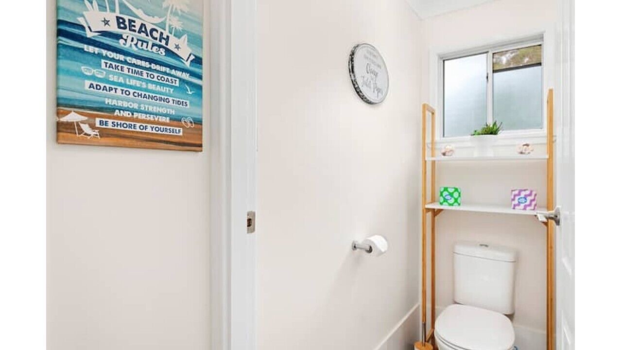 Photo of Bathroom in Lemon Tree Passage