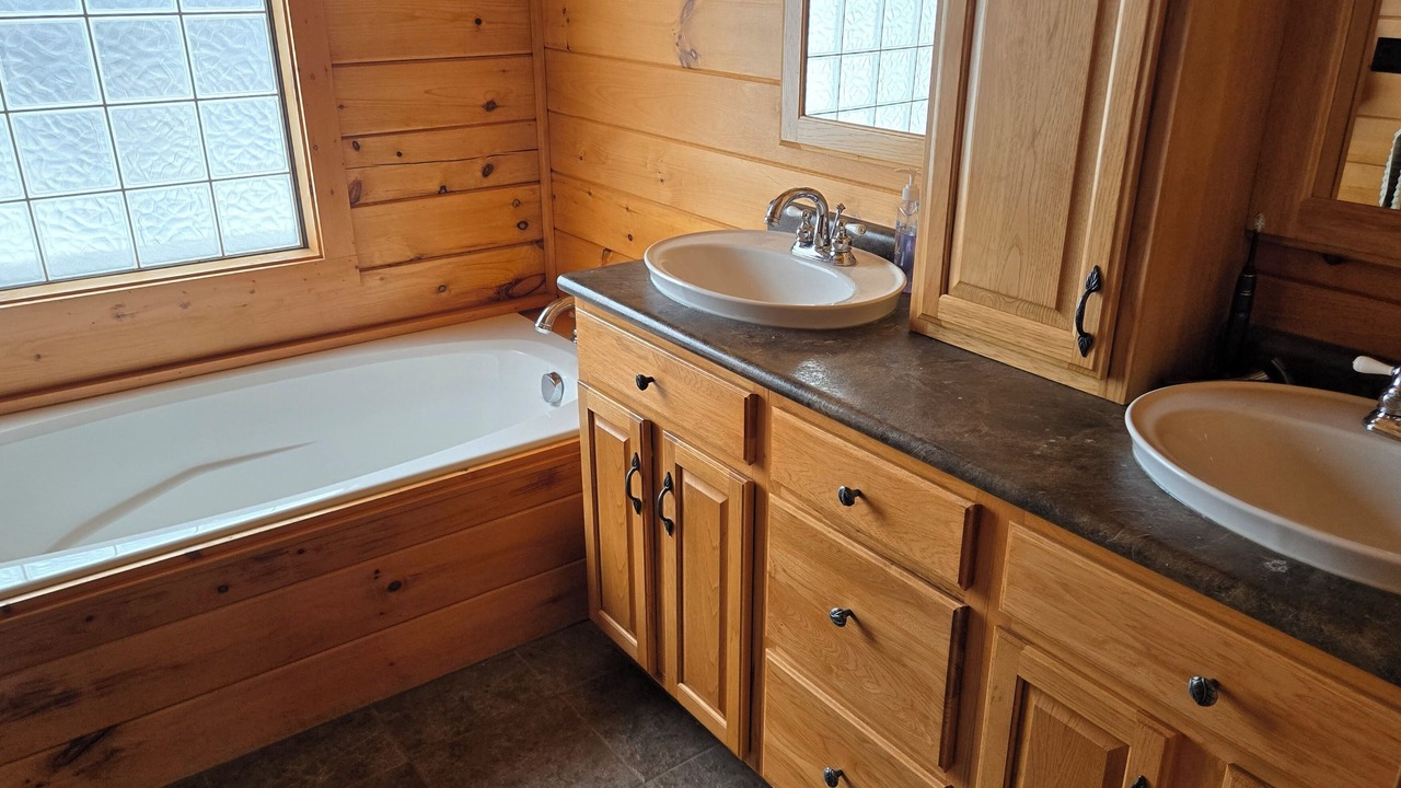 Photo of Bathroom in De Soto