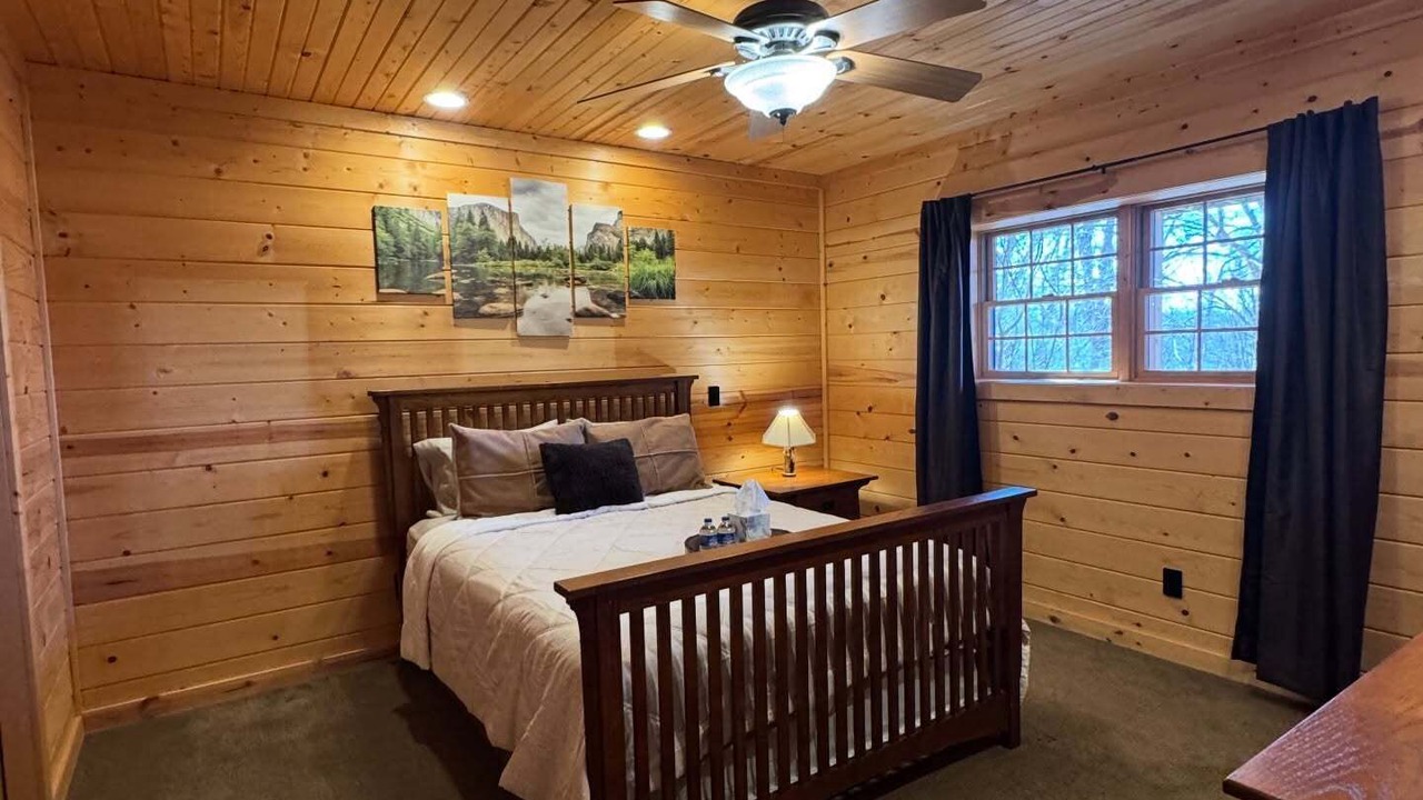 Photo of Bedroom in De Soto