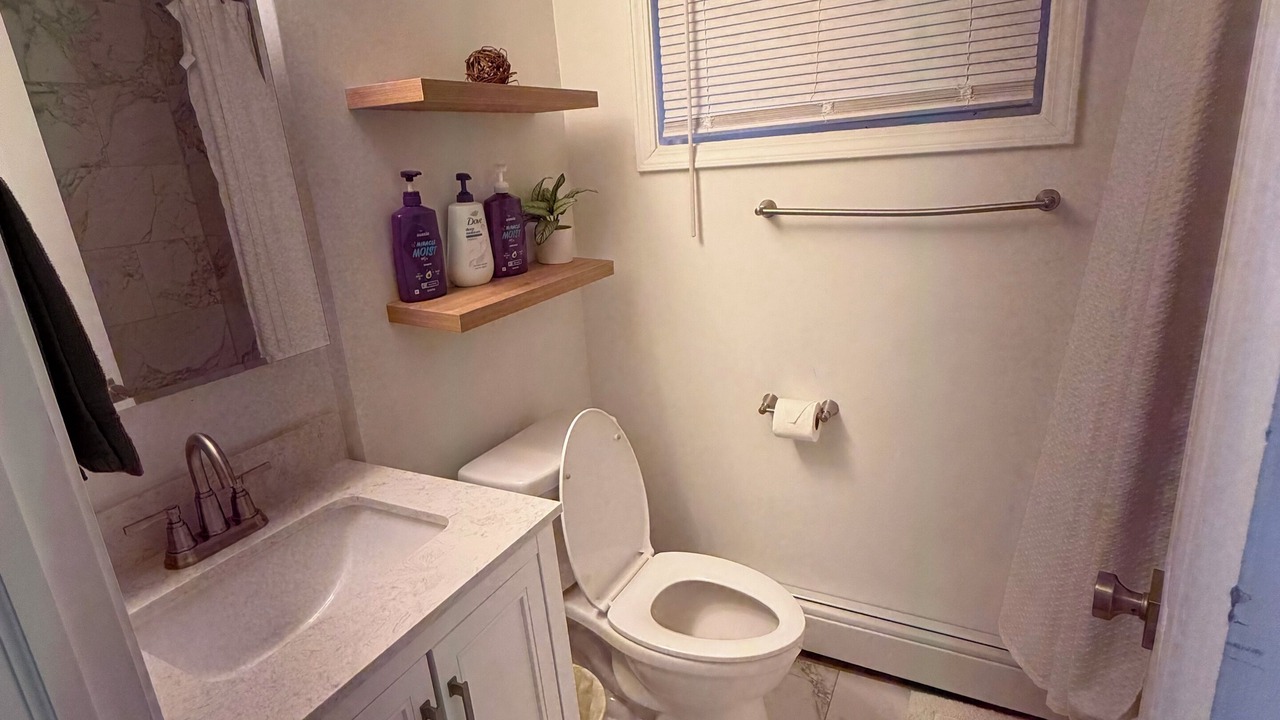 Photo of Bathroom in Drayton Plains