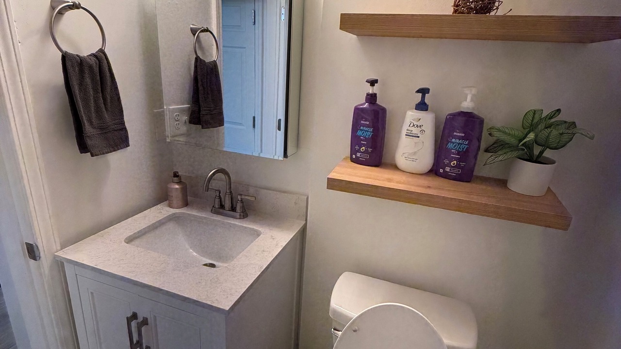 Photo of Bathroom in Drayton Plains