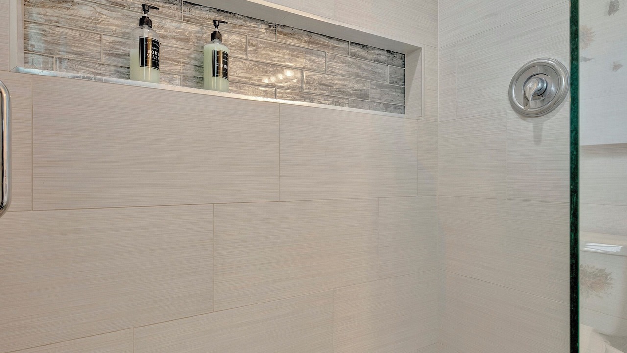 Photo of Bathroom in Limona Improvement