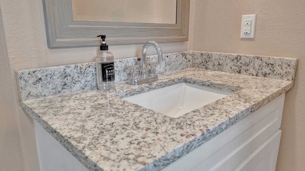 Photo of Bathroom in Limona Improvement