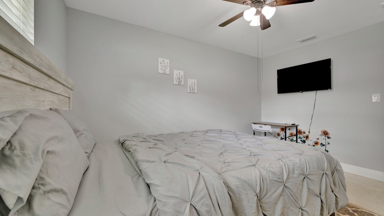 Photo of Bedroom in Limona Improvement