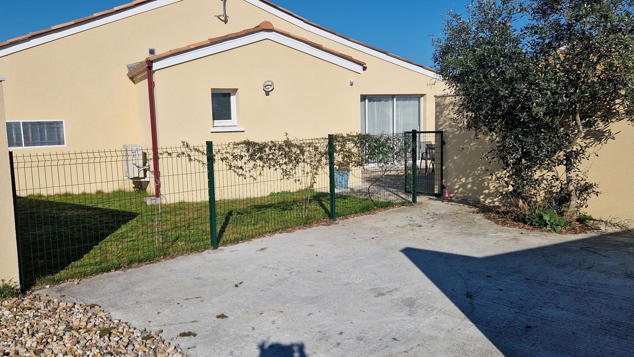Photo of Outdoor in Virsac
