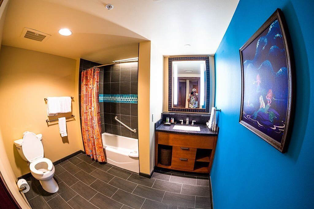 Photo of Bathroom in Bay Lake