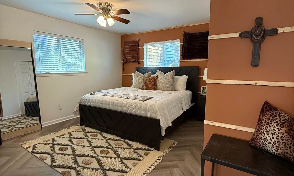 Photo of Bedroom in Conroe