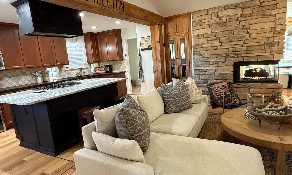 Photo of Livingroom in Conroe