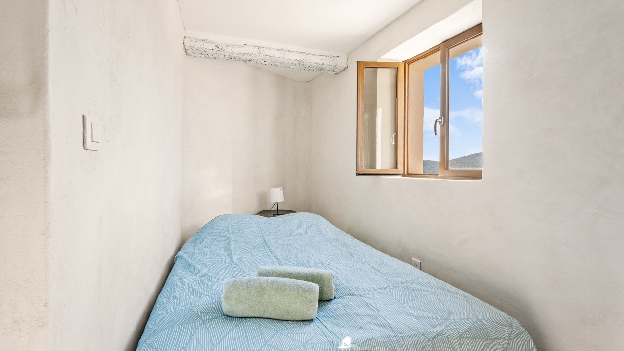 Photo of Bedroom in Coursegoules