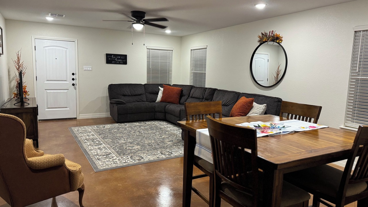 Photo of Livingroom in Belton