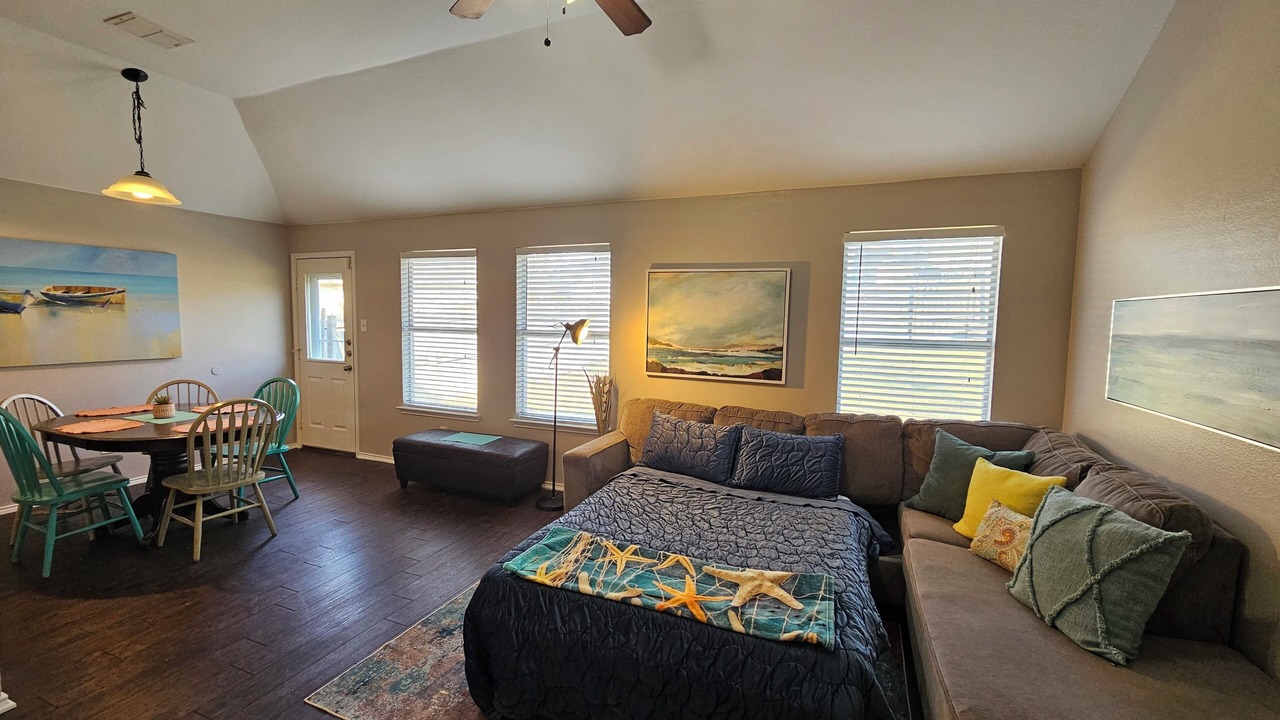 Photo of Livingroom in Dallas