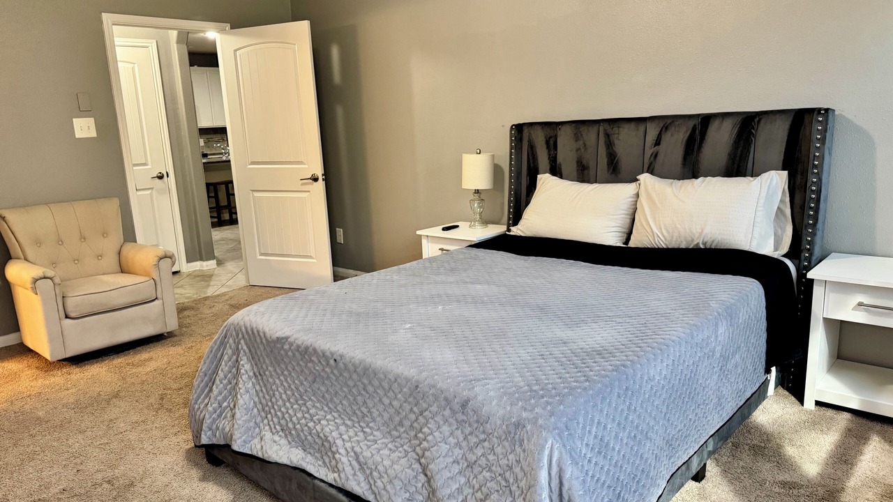Photo of Bedroom in Baytown